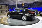 Renault Latitude 2011 года